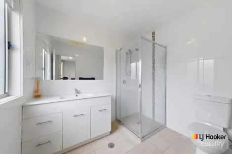 Property photo of 3-21 Pickup Close Casey ACT 2913