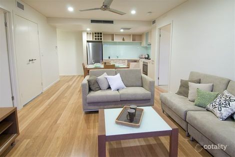 Property photo of 8/221 Sir Fred Schonell Drive St Lucia QLD 4067