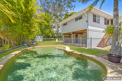 13 Currawong Dr, Birkdale, QLD 4159