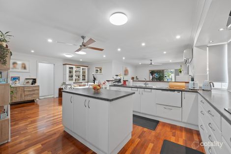 Property photo of 11 Manta Court Warnbro WA 6169