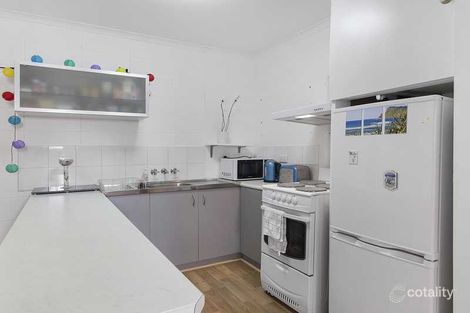Property photo of 1/4 Sunshine Court Labrador QLD 4215