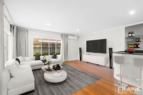 Property photo of 5 Trafalgar Place Carindale QLD 4152