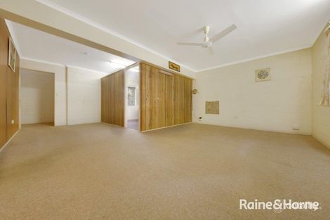 Property photo of 4 Gum Court New Auckland QLD 4680