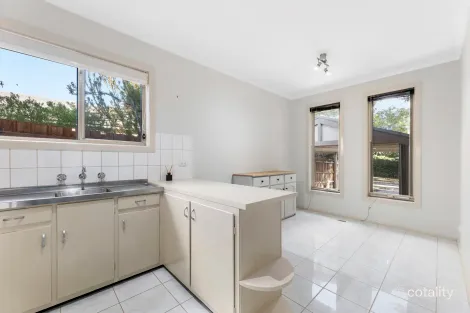 Property photo of 4 Maggs Street Croydon VIC 3136