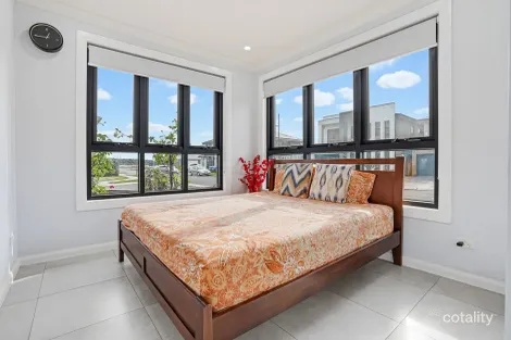 Property photo of 1 Valiant Street Nirimba Fields NSW 2763