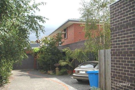 Property photo of 2/37 Linacre Road Hampton VIC 3188