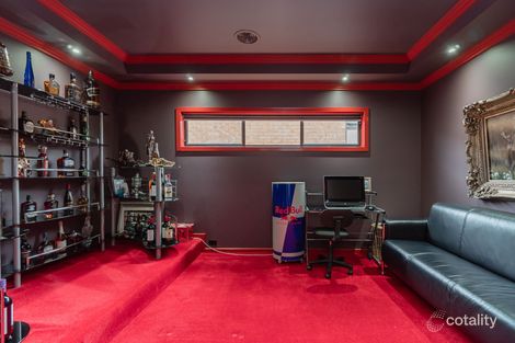 Property photo of 24 Ebony Circuit Craigieburn VIC 3064