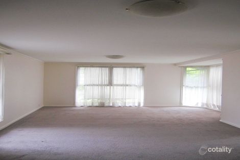 Property photo of 28 Macalister Crescent Curtin ACT 2605