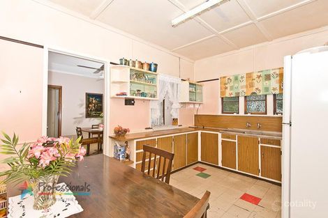 Property photo of 18 Dunedoo Street Stafford QLD 4053