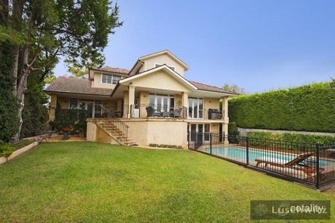 Property photo of 21 Bimburra Avenue St Ives NSW 2075