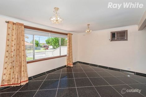 Property photo of 4 Windsor Crescent Bundoora VIC 3083