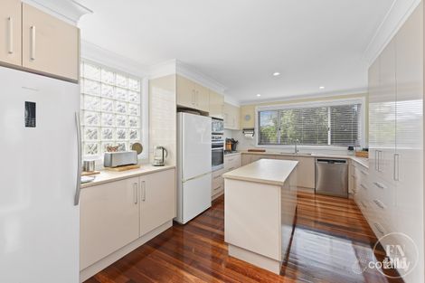 Property photo of 4 Kingfisher Court North Shore NSW 2444