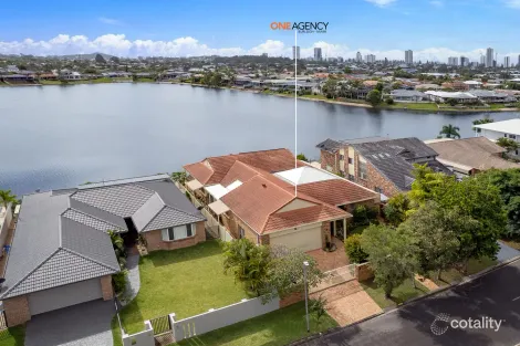 33 Wedgebill Pde, Burleigh Waters, QLD 4220