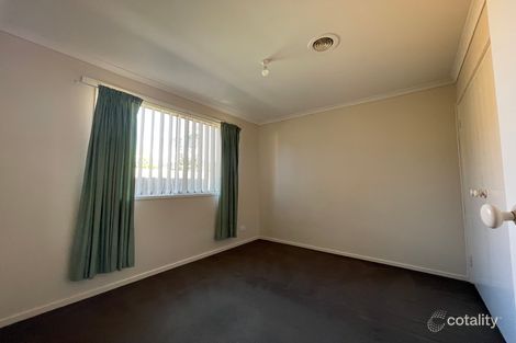 Property photo of 21 Domino Way Hampton Park VIC 3976