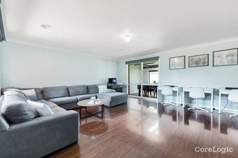 Property photo of 11 Caroline Crescent Cranbourne West VIC 3977
