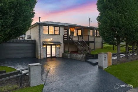 2 Chalker Cres, Mittagong, NSW 2575