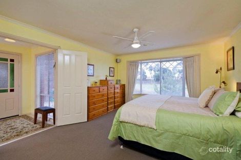 Property photo of 320 Tarneit Road Werribee VIC 3030