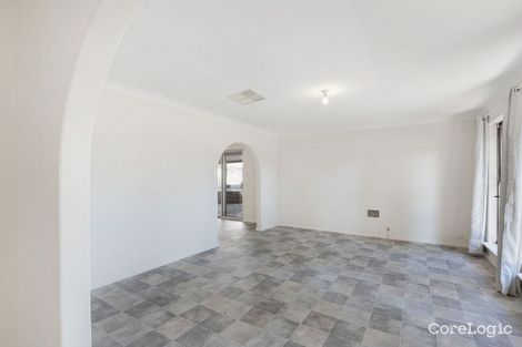 Property photo of 12 Coachwood Way Maddington WA 6109