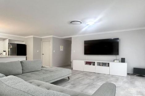 Property photo of 19 Torside Street Aveley WA 6069