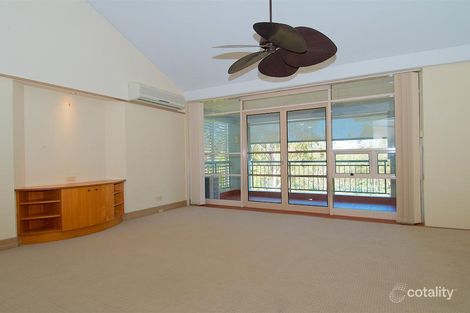 Property photo of 28/76-80 Chichester Drive Arundel QLD 4214