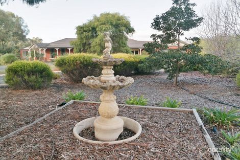 Property photo of 18 Pambula Court Echuca VIC 3564