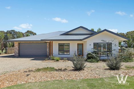 8 Lomandra St, Gundaroo, NSW 2620