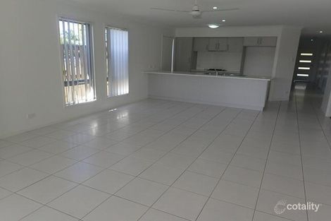 Property photo of 8 Sunbird Lane Andergrove QLD 4740