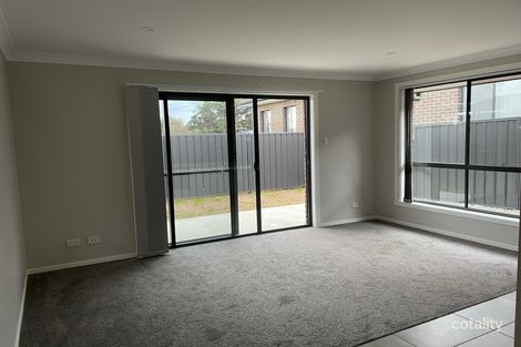 Property photo of 31A McGrath Place Goulburn NSW 2580