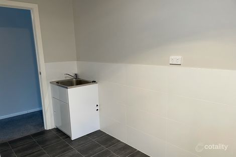 Property photo of 31A McGrath Place Goulburn NSW 2580