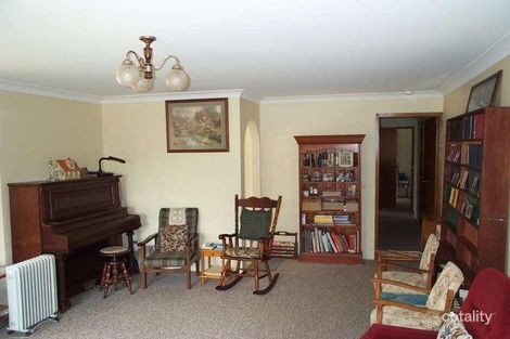 Property photo of 3 Haga Place Armidale NSW 2350