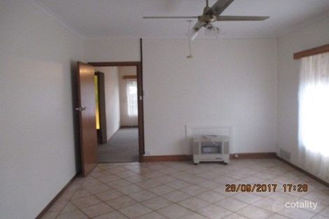 Property photo of 11 Laffer Street Loxton SA 5333