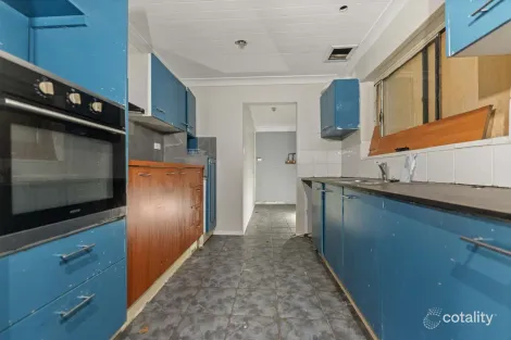 Property photo of 13 Yorkshire Crescent Mount Warren Park QLD 4207