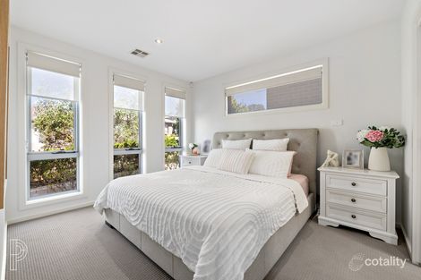 Property photo of 14 Victoria Owen Circuit Casey ACT 2913
