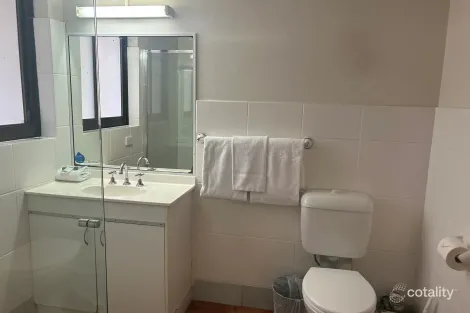 Property photo of 31 Orchid Avenue Surfers Paradise QLD 4217