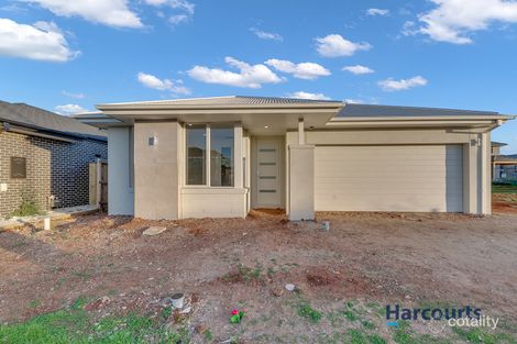 Property photo of 36 Whitecross Drive Thornhill Park VIC 3335