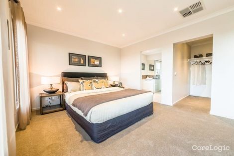 Property photo of 35 Direction Drive Tarneit VIC 3029