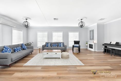 Property photo of 77 Morilla Street Hillvue NSW 2340