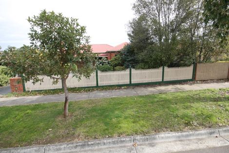5 Sundew Ct, Knoxfield, VIC 3180