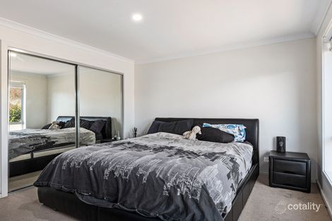 Property photo of 12 Brookfields Mews Lavington NSW 2641
