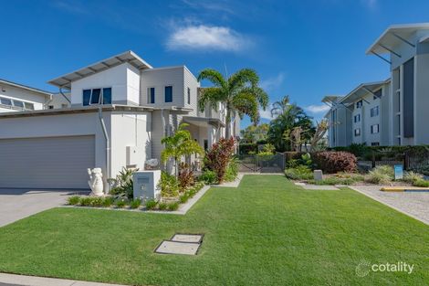 Property photo of 111/8 Spinnaker Drive Sandstone Point QLD 4511
