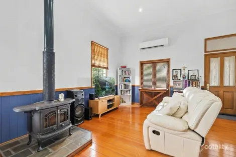 Property photo of 39A Opal Street Emerald QLD 4720