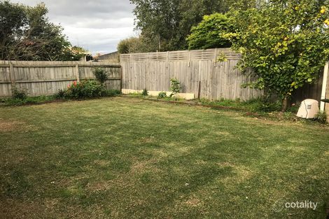 2/17 Henlow Rise, Hallam, VIC 3803