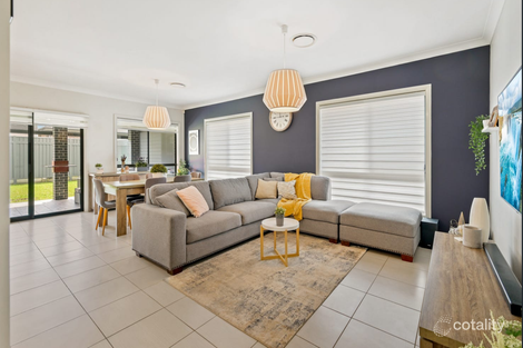 Property photo of 25 Garton Road Spring Farm NSW 2570