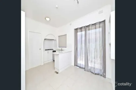 Property photo of 2 Maynard Place Kings Park VIC 3021