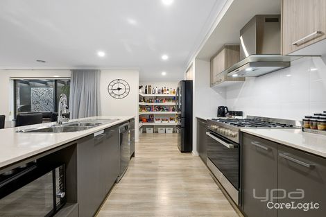 Property photo of 6 Stevenage Drive Strathtulloh VIC 3338