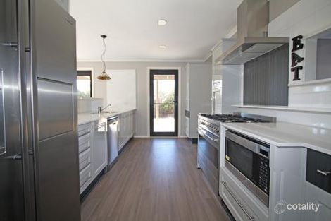 Property photo of 15 Falconer Place Bungendore NSW 2621