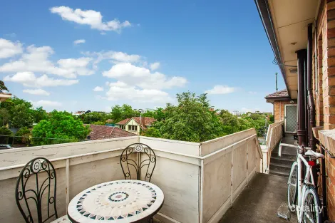 Property photo of 7/40 Eildon Road St Kilda VIC 3182