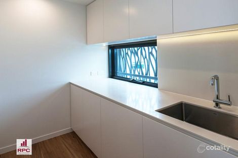 Property photo of 10/102 Parkside Circuit Hamilton QLD 4007