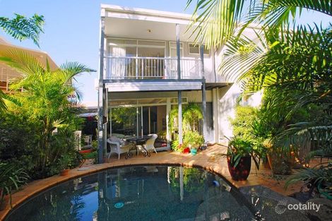 2/15 Muraban St, Mooloolaba, QLD 4557