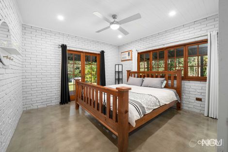 Property photo of 4 Lambton Place Pine Mountain QLD 4306